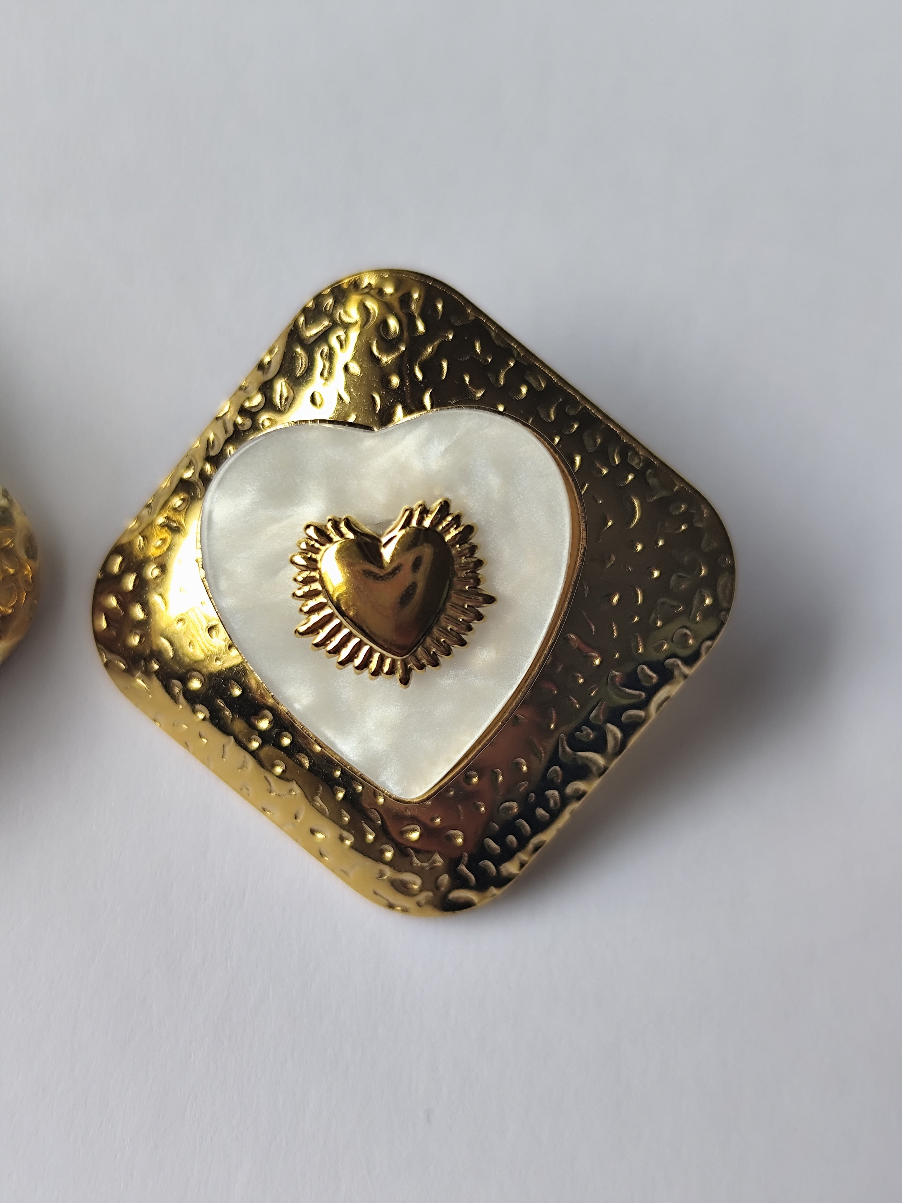 Brincos Milagrito Square – Pérola