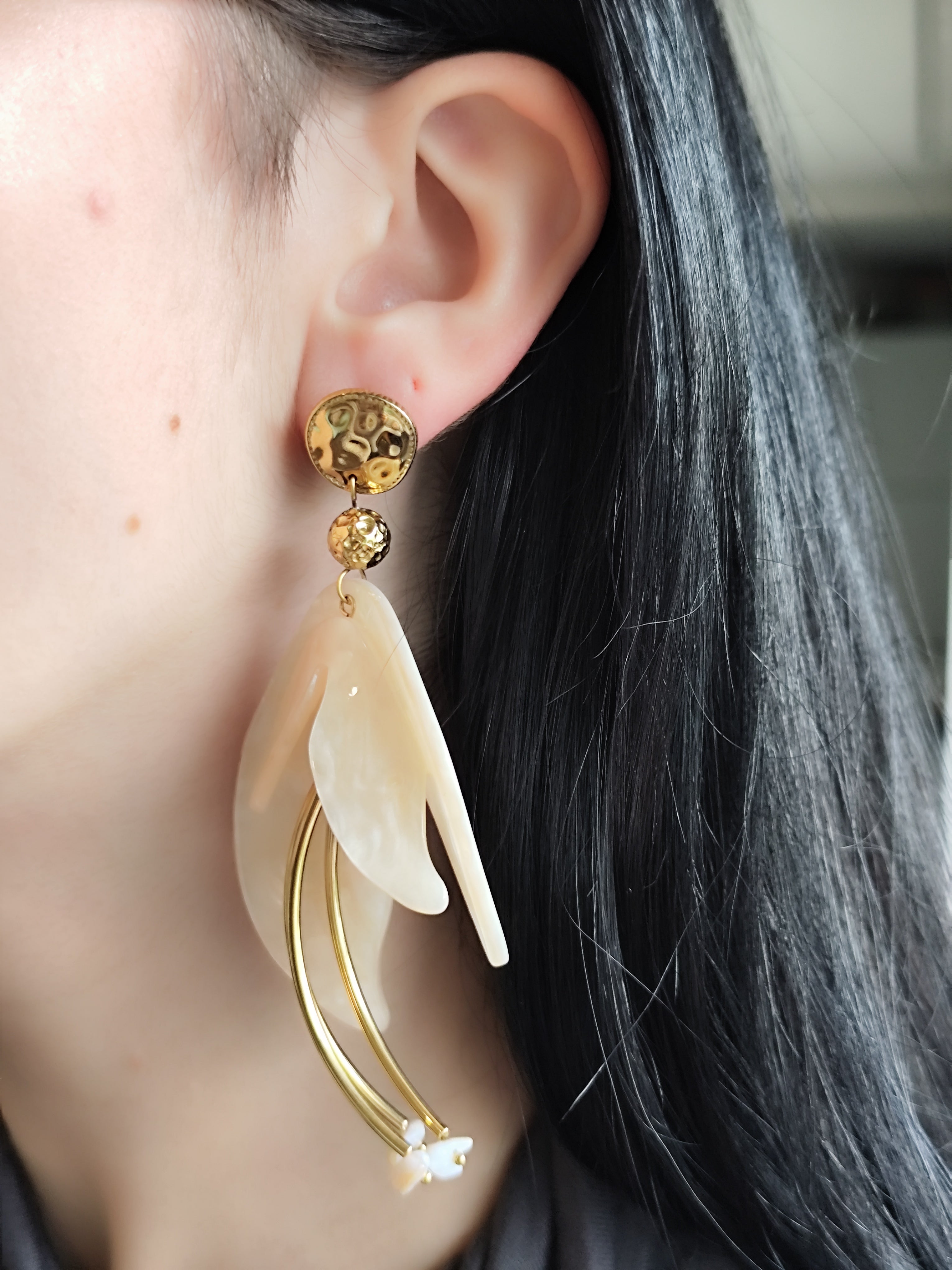 Brincos Marfim Dourado