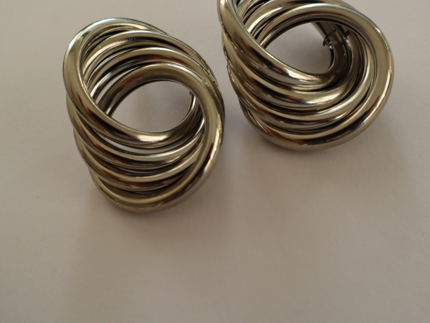 Brincos Espiral Prateado