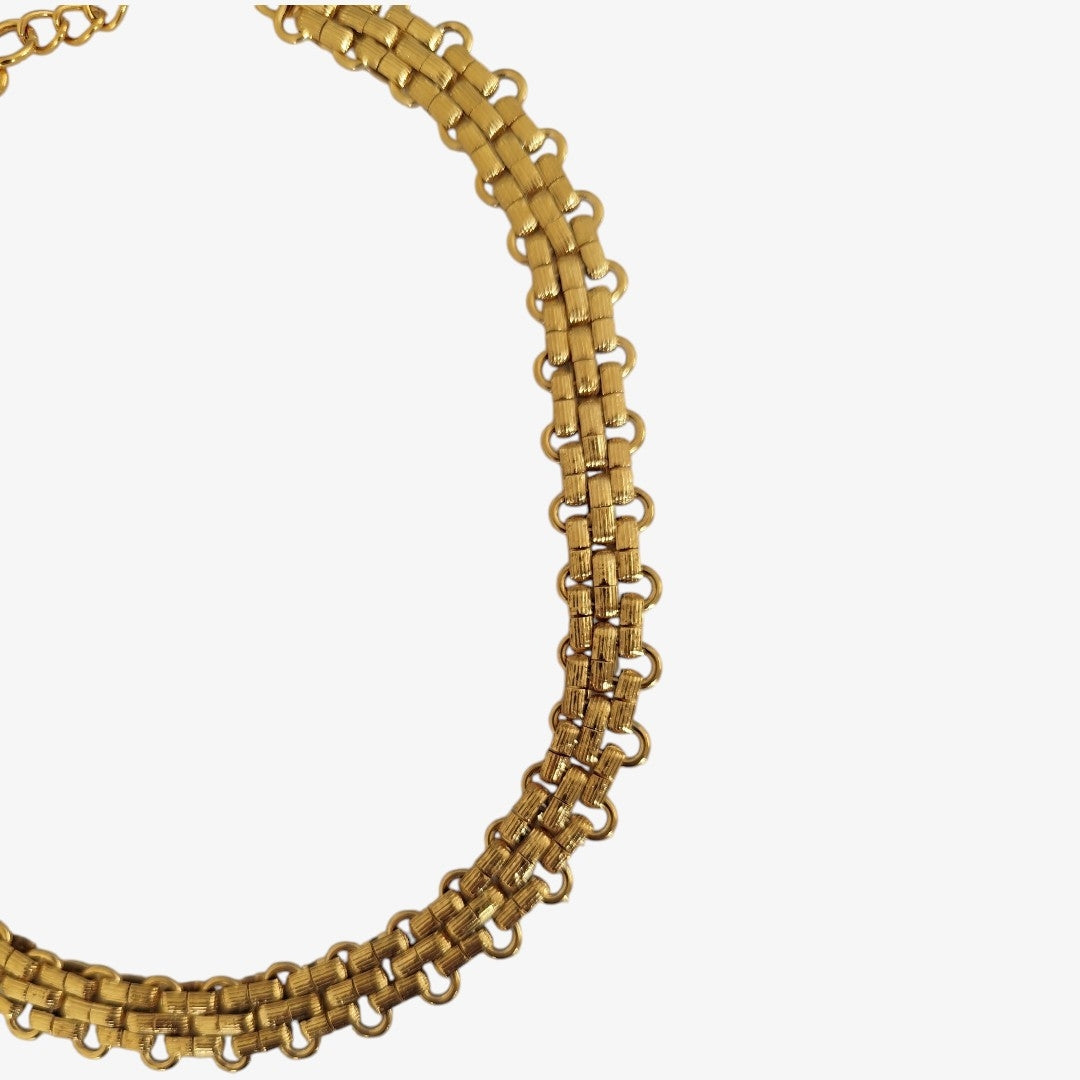 Colar Dourado Versailles