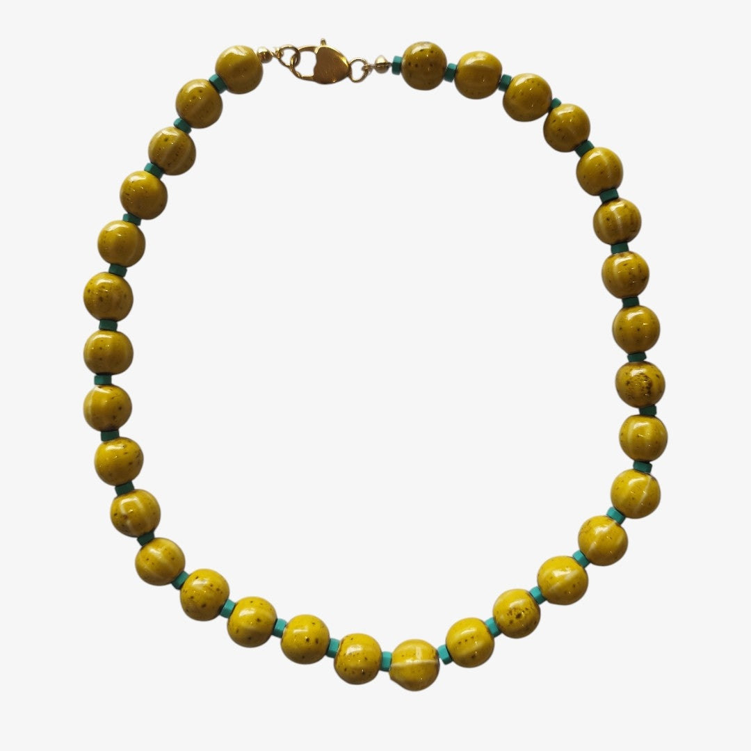 Colar Cerâmica Sol Dourado