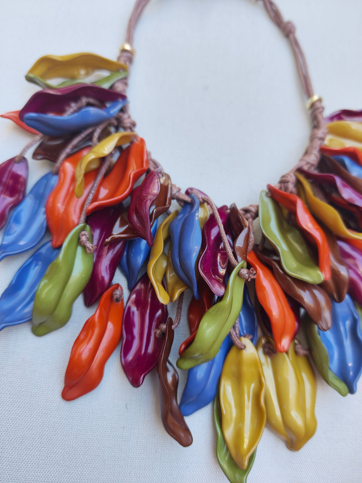 Colar Folhas de Outono