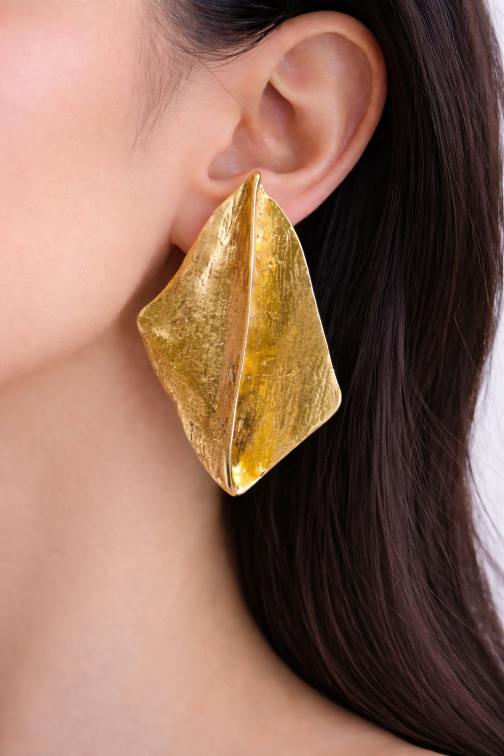 Brincos Dourados Essência