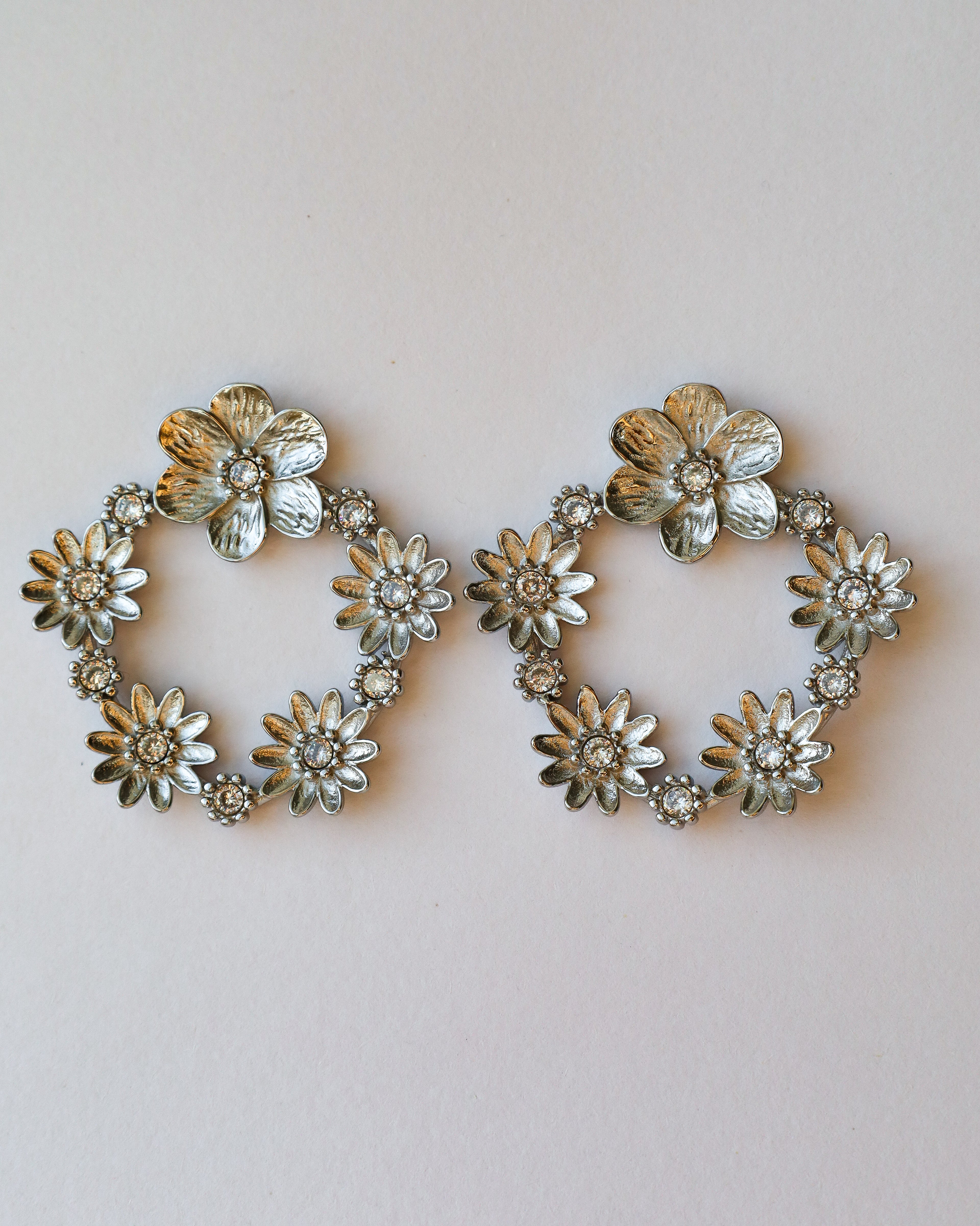 Brincos Jardim de Flores Prateado