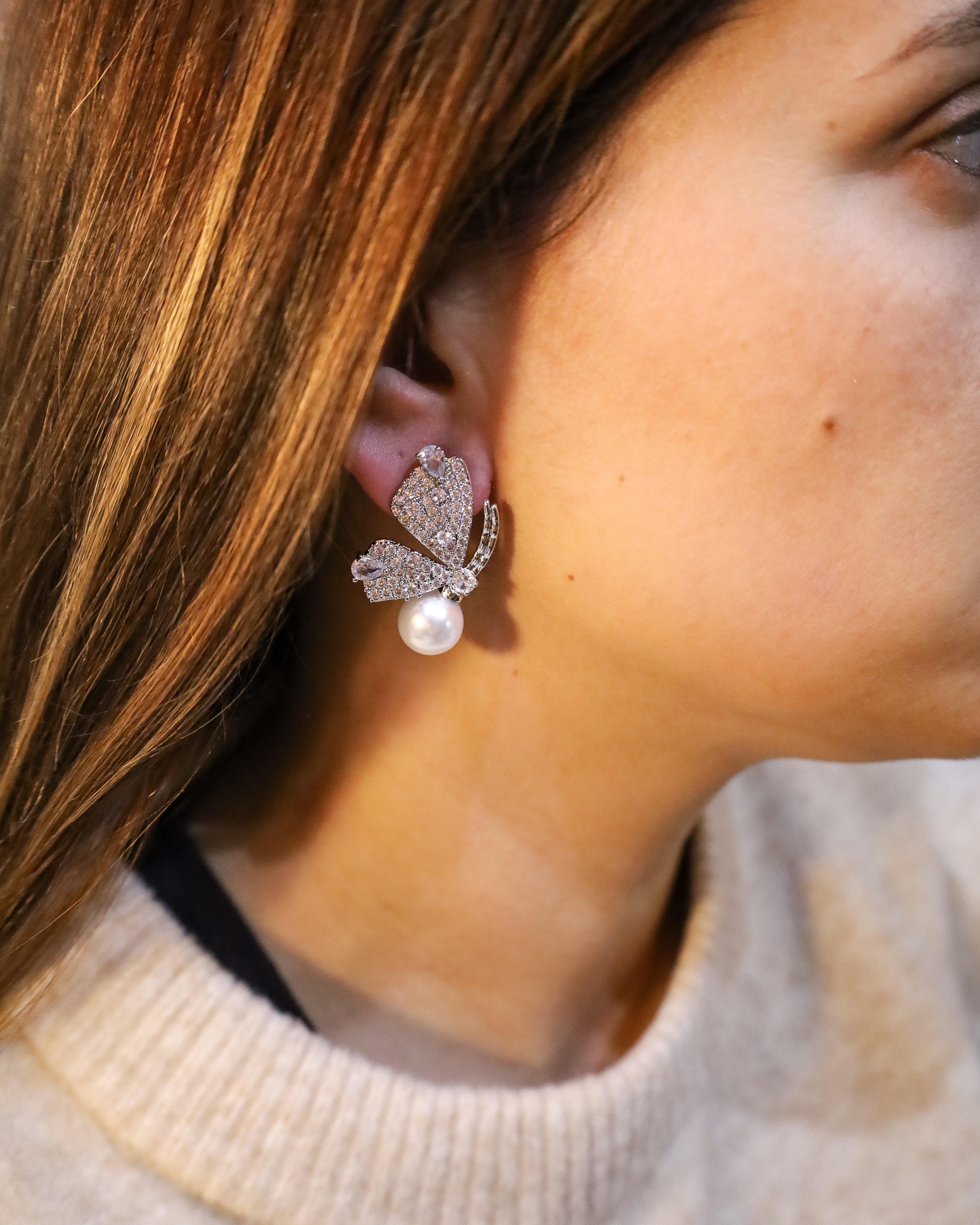 Brincos Butterfly Pearl