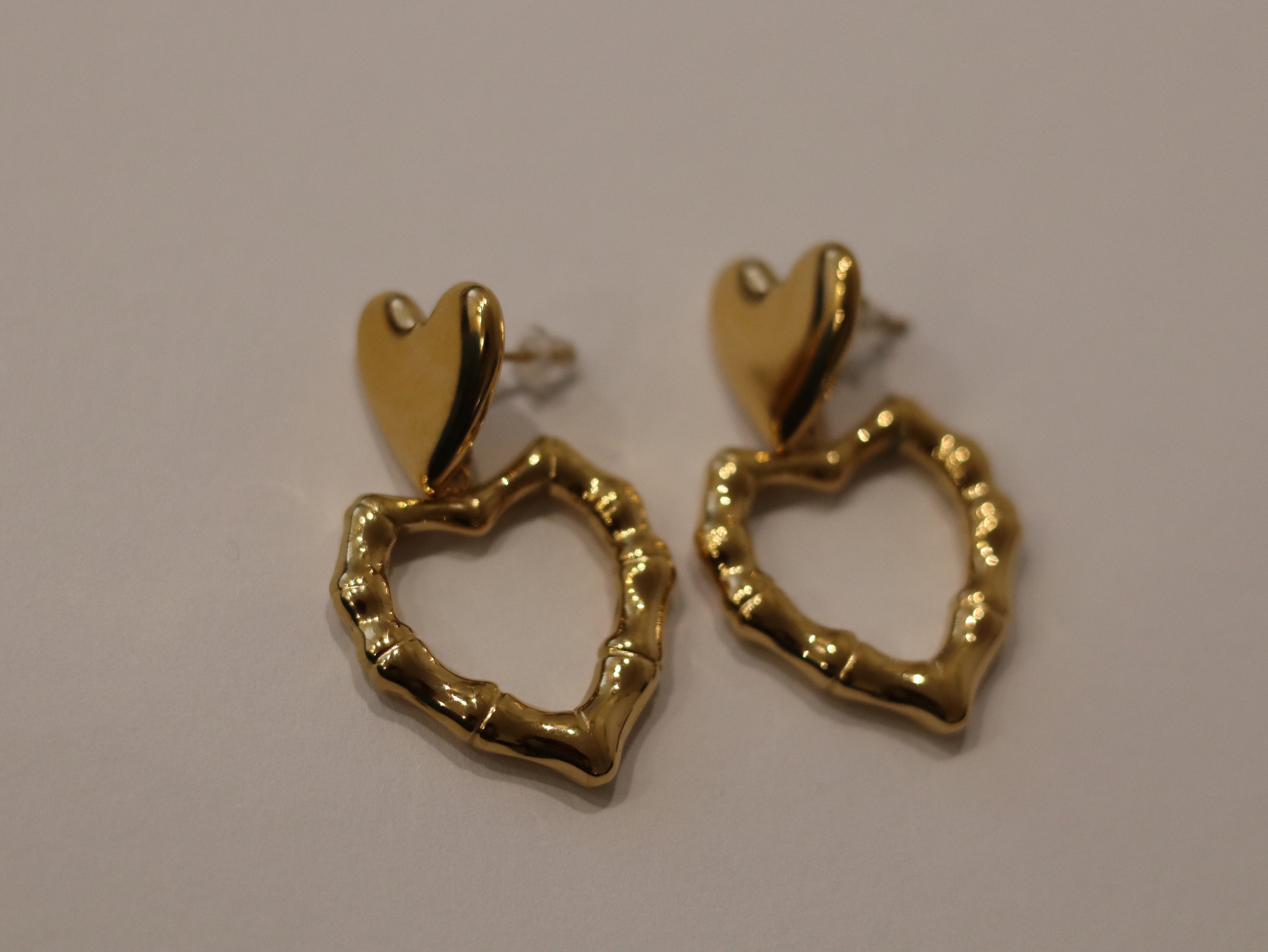 Brincos Coração Duplo Dourado