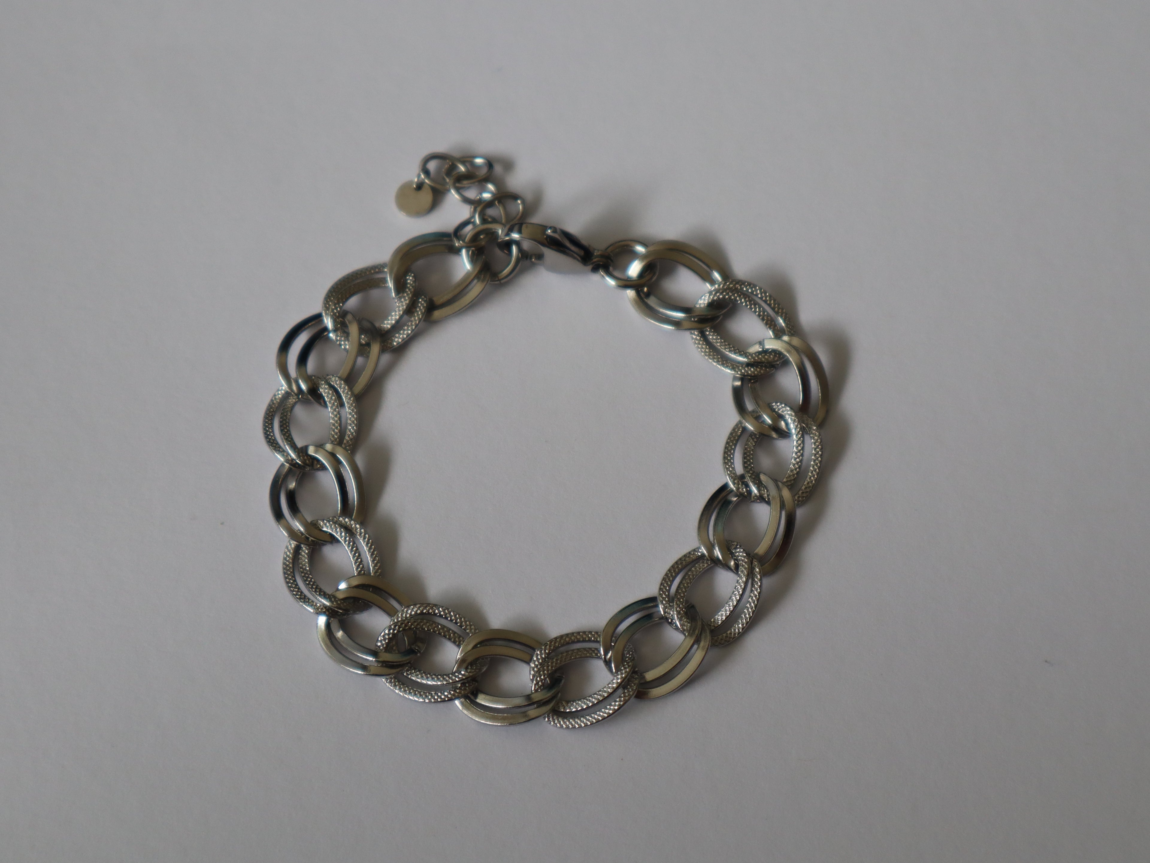 Pulseira Elos Entrelaçados