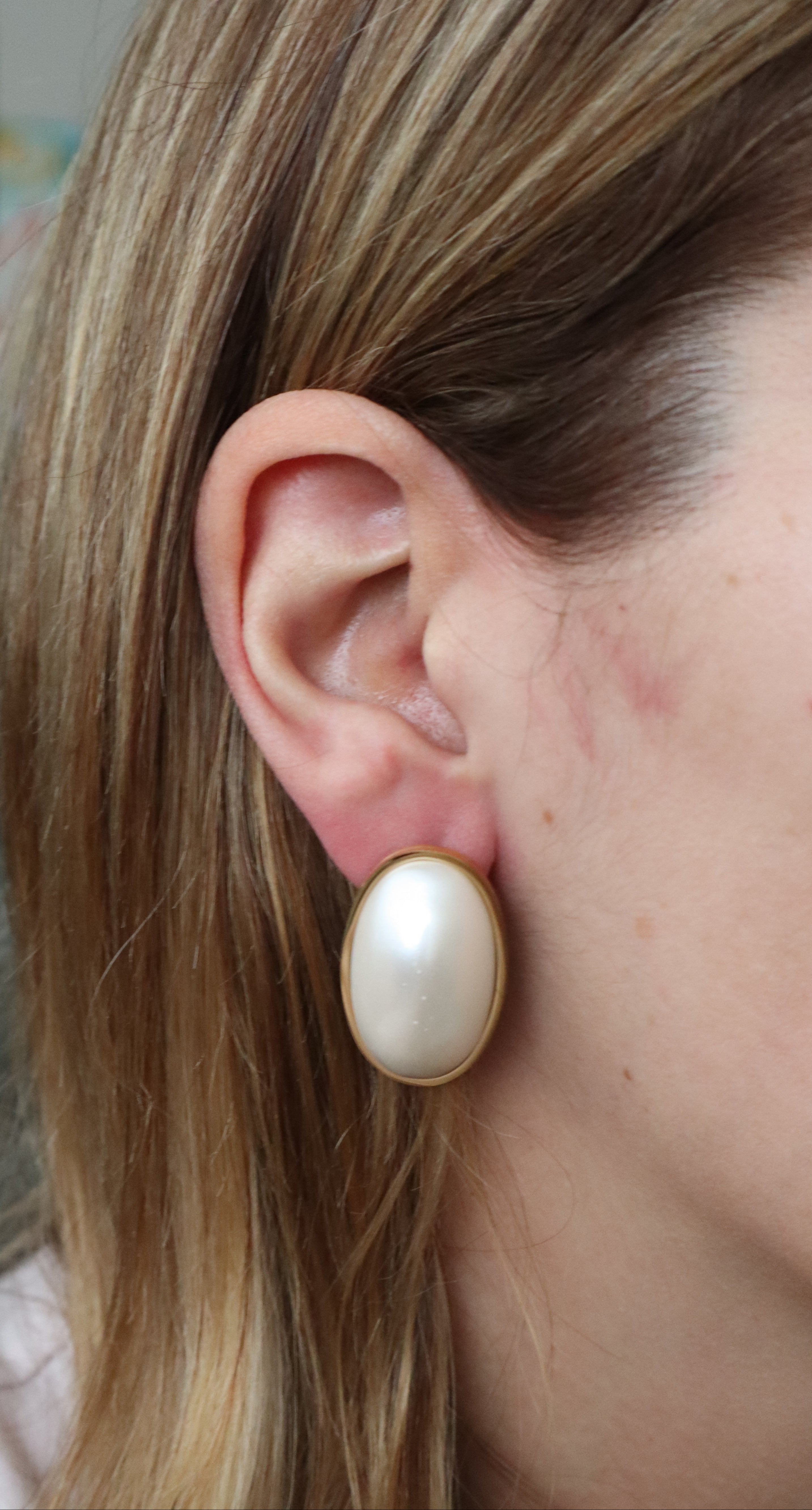 Brincos Pérola Oval Dourados