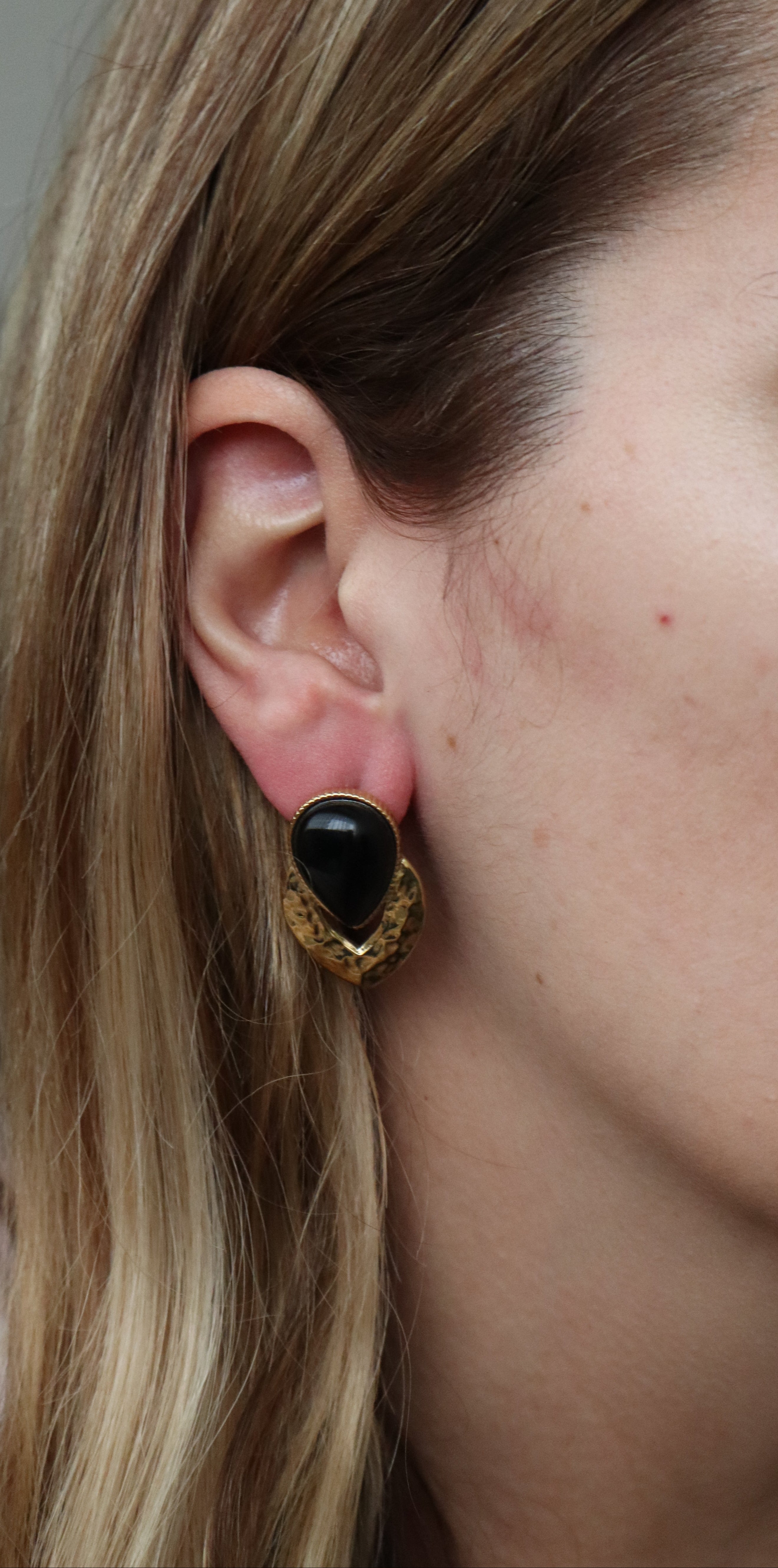 Brincos Noite Dourada